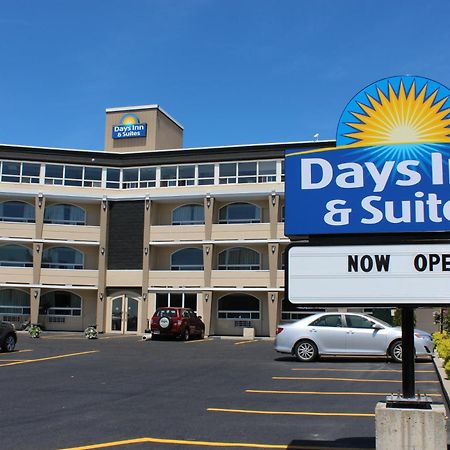 Days Inn & Suites By Wyndham North Bay Downtown Exterior foto