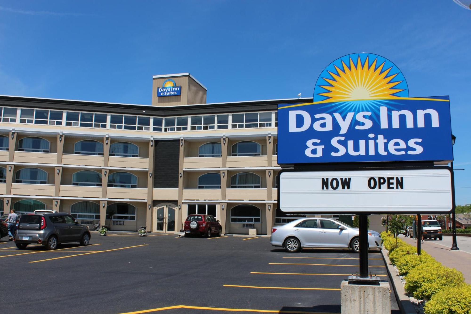 Days Inn & Suites By Wyndham North Bay Downtown Exterior foto